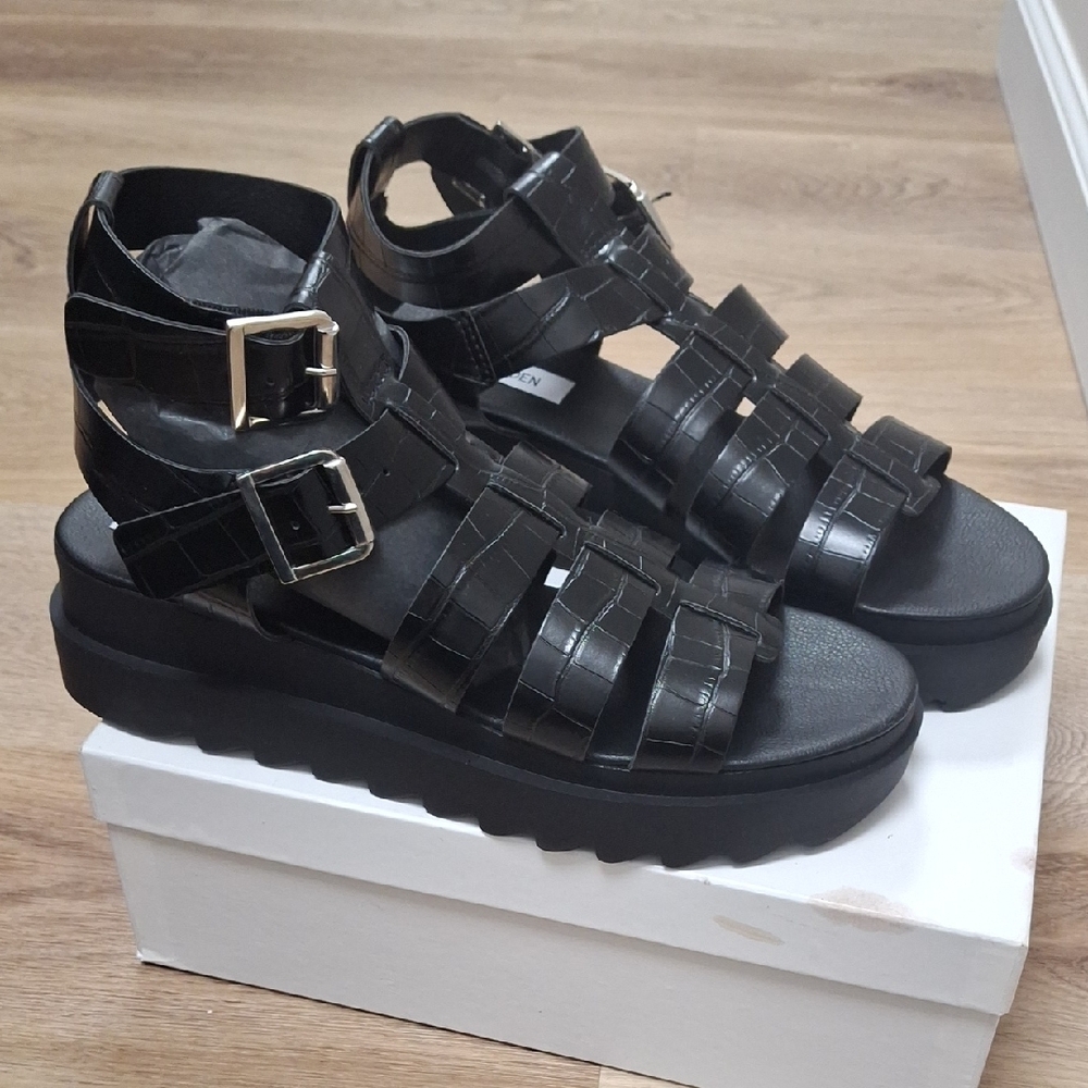 Black Strappy Platform Sandals